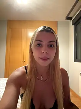 Snapshot of NoeliaGarcia17 chatting on September 2025 07:03:02 PM NoeliaGarcia17 online show from September 2025 07:03:02 PM