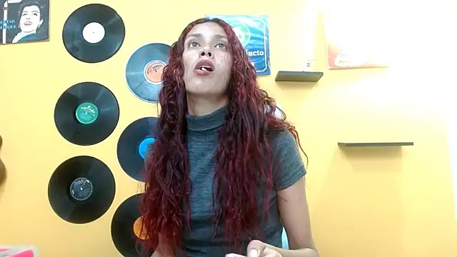 skinnyverus18 online show from September 2025 07:13:02 PM