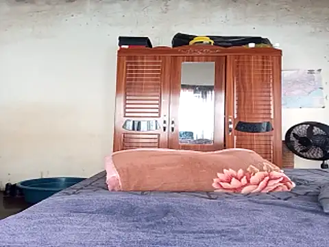 small D94 online show from December 2025 12:14:01 PM