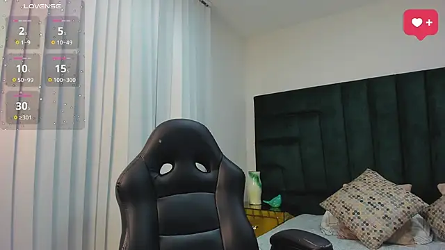 SaraWagner  online show from September 2025 12:16:01 AM