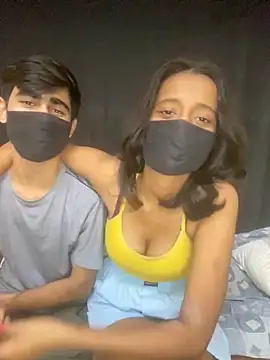 Snapshot of Joy_Love_Roxie chatting on November 2025 06:30:02 PM Joy Love Roxie online show from November 2025 06:30:02 PM