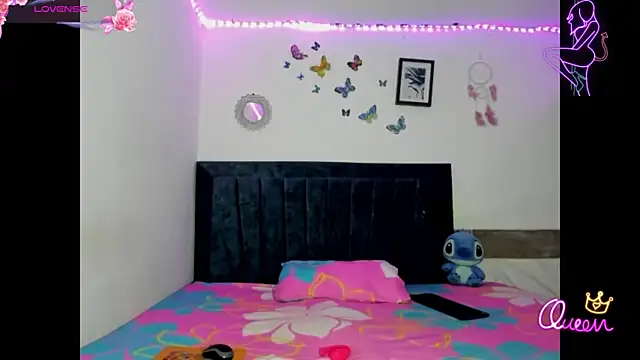 emmie bunny online show from July 2026 09:54:01 PM