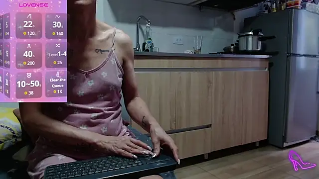 AllysonStonne online show from April 2026 09:30:01 PM