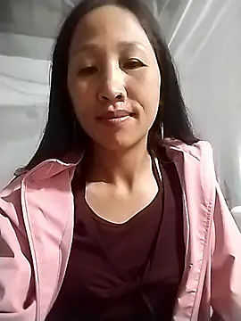 cute love00 online show from November 2025 10:30:02 PM