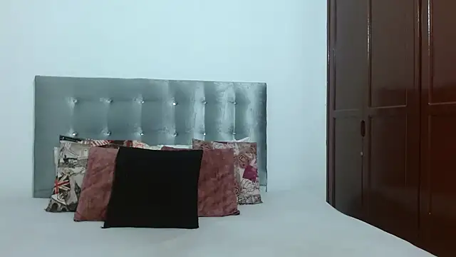 DaiishaWolf online show from September 2025 07:47:01 PM