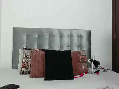 DaiishaWolf online show from November 2025 08:09:02 PM