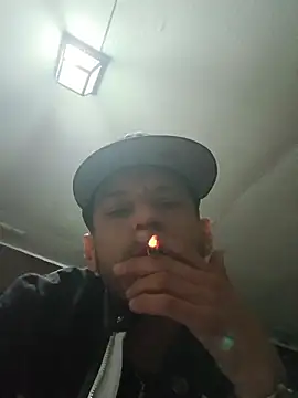 Snapshot of Andrez5041 chatting on November 2025 04:33:02 AM Andrez5041 online show from November 2025 04:33:02 AM