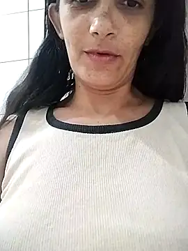 Snapshot of dan_tara chatting on February 2026 02:20:02 PM dan tara online show from February 2026 02:20:02 PM