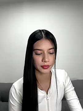 Snapshot of giasteele chatting on September 2025 02:00:02 AM giasteele online show from September 2025 02:00:02 AM