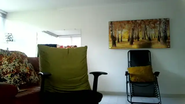 Snapshot of Mirianzapata_1 chatting on June 2026 10:18:02 PM Mirianzapata 1 online show from June 2026 10:18:02 PM