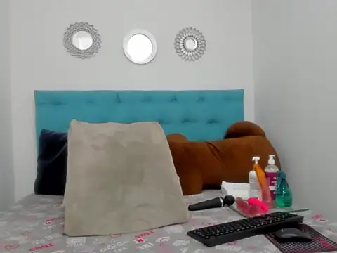 candy big tits18 online show from November 2025 11:38:01 PM