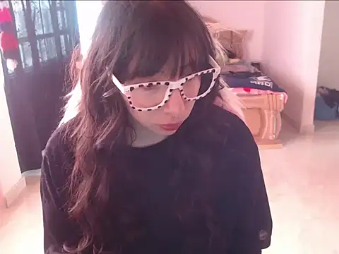 ScarlettShirahoshi online show from February 2026 05:31:01 PM