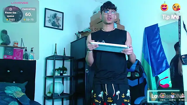 Gael Jones online show from October 2025 03:47:02 AM