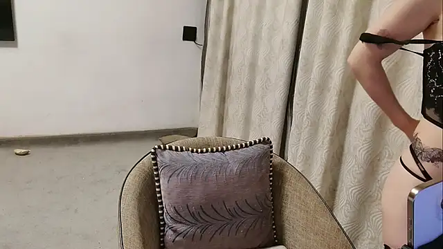 Shi luo2025 online show from September 2025 03:12:02 PM