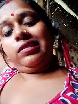 Snapshot of Hot-Show2 chatting on October 2025 10:48:01 AM Hot-Show2 online show from October 2025 10:48:01 AM