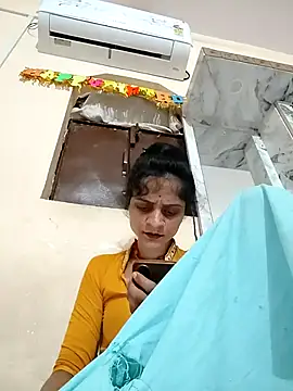 Snapshot of Sonam_dhakad chatting on November 2025 06:18:01 PM Sonam dhakad online show from November 2025 06:18:01 PM