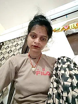 Snapshot of Sonam_dhakad chatting on November 2025 11:03:01 PM Sonam dhakad online show from November 2025 11:03:01 PM