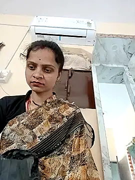 Snapshot of Sonam_dhakad chatting on November 2025 06:38:02 AM Sonam dhakad online show from November 2025 06:38:02 AM