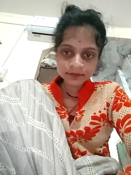 Snapshot of Sonam_dhakad chatting on December 2025 03:28:02 PM Sonam dhakad online show from December 2025 03:28:02 PM