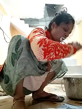 Snapshot of Sonam_dhakad chatting on December 2025 11:46:01 PM Sonam dhakad online show from December 2025 11:46:01 PM