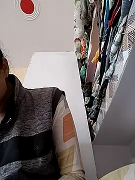 Snapshot of Sonam_dhakad chatting on February 2026 06:40:02 AM Sonam dhakad online show from February 2026 06:40:02 AM