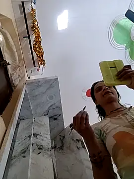 Snapshot of Sonam_dhakad chatting on February 2026 07:12:01 AM Sonam dhakad online show from February 2026 07:12:01 AM