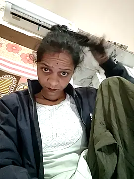 Snapshot of Sonam_dhakad chatting on April 2026 06:05:01 PM Sonam dhakad online show from April 2026 06:05:01 PM