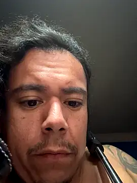 Snapshot of DEADSEXY2 chatting on October 2025 01:35:02 PM DEADSEXY2 online show from October 2025 01:35:02 PM