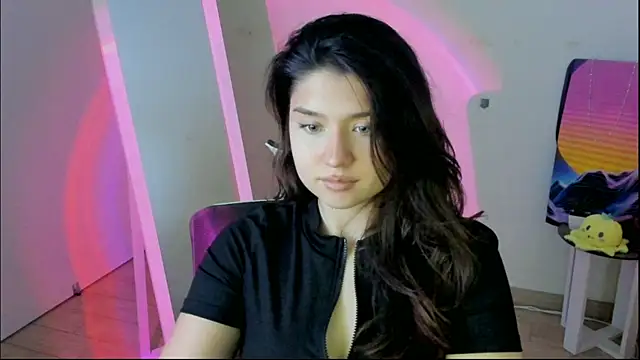 Snapshot of Sandra_Curly chatting on December 2025 07:29:02 PM Sandra Curly online show from December 2025 07:29:02 PM