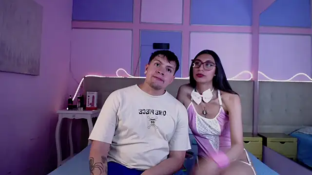 Ethan N Abby online show from September 2025 08:42:01 PM