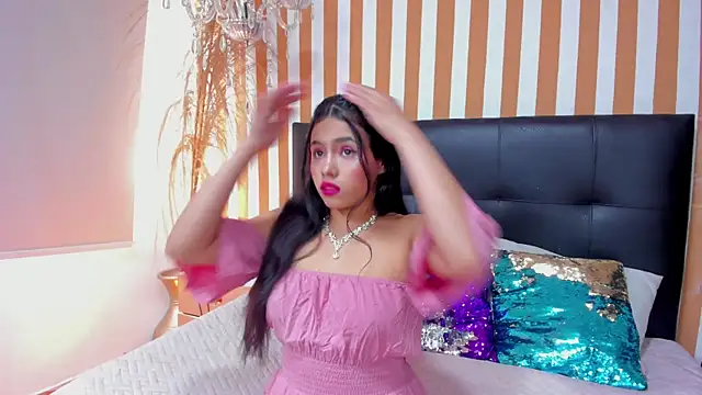 LunaToledo online show from January 2026 03:58:01 PM