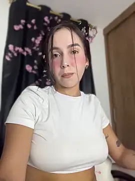 Scarlett05 online show from June 2026 02:03:01 AM