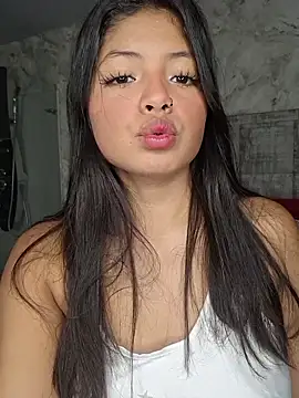 Snapshot of ashleythompson2025 chatting on January 2026 12:54:01 PM ashleythompson2025 online show from January 2026 12:54:01 PM