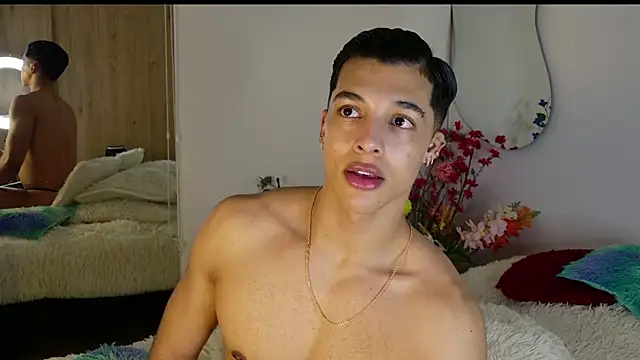 Troye Williams online show from July 2026 12:04:01 AM