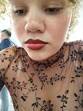 SirenRouge 69 online show from February 2026 08:03:02 PM