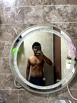 Snapshot of yheeboi chatting on September 2025 10:40:01 AM yheeboi online show from September 2025 10:40:01 AM