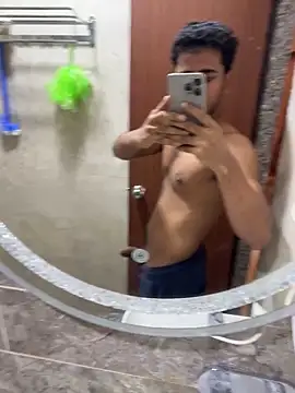 Snapshot of yheeboi chatting on February 2026 07:51:02 AM yheeboi online show from February 2026 07:51:02 AM