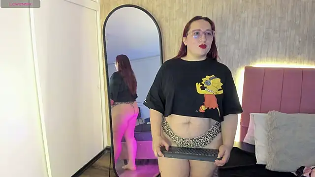 Snapshot of fieryluciana chatting on September 2025 03:41:01 AM fieryluciana online show from September 2025 03:41:01 AM