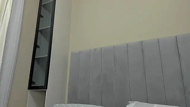 Snapshot of Touch_me chatting on February 2025 05:03:02 PM Touch me online show from February 2025 05:03:02 PM