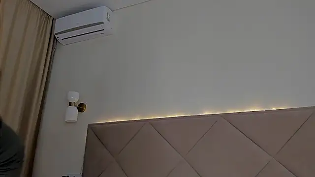 Snapshot of Touch_me chatting on March 2025 04:23:02 PM Touch me online show from March 2025 04:23:02 PM