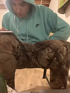 DanBfl online show from December 2025 04:18:02 AM