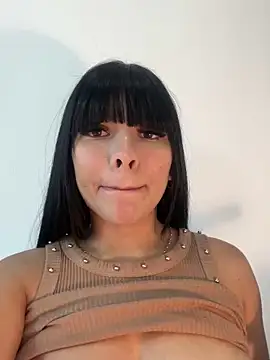 BrendaCrean online show from March 2025 03:35:02 PM