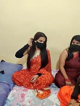 Hot modal online show from October 2025 05:14:01 PM