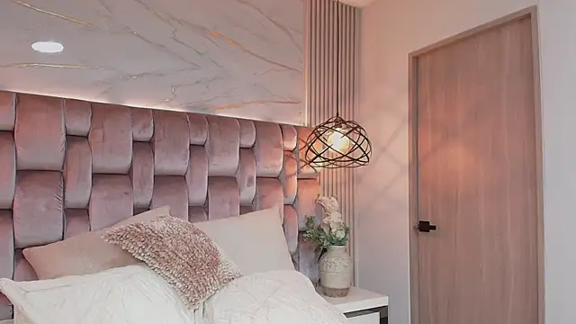 DulceEstrella  online show from April 2026 12:27:01 PM