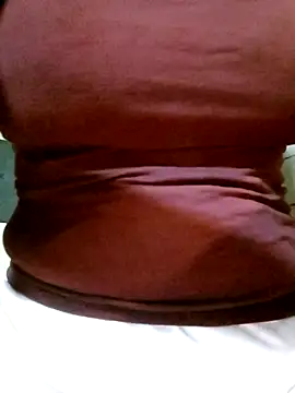 Surrilove online show from September 2025 12:07:02 PM