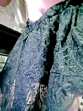 Surrilove online show from March 2026 02:49:02 PM