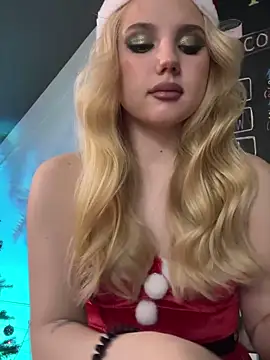 Sky Cutie online show from December 2025 05:14:01 AM