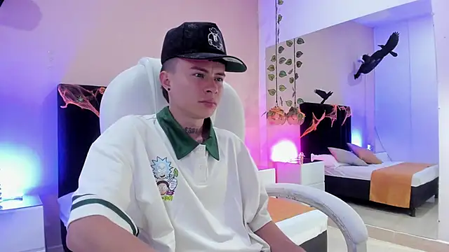 Nascary Fox online show from October 2025 08:18:02 PM