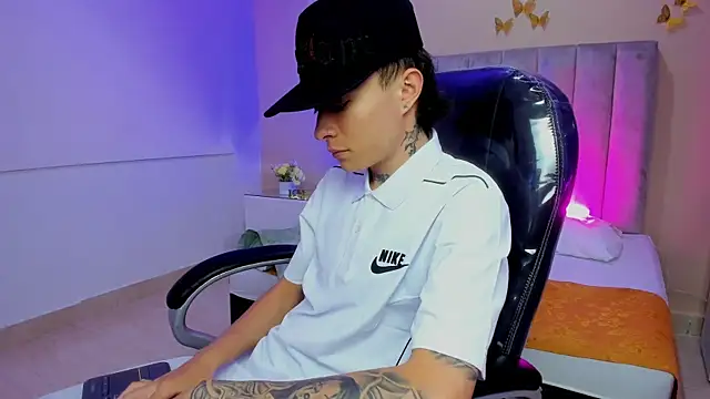 Nascary Fox online show from February 2026 02:15:01 PM