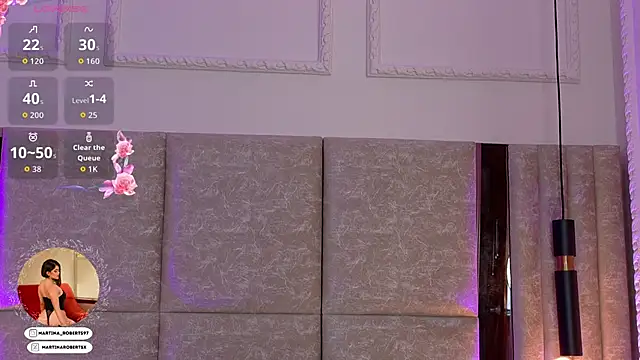 Martina-Roberts- online show from September 2025 03:00:01 AM